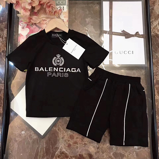 Спортивный костюм Balenciaga