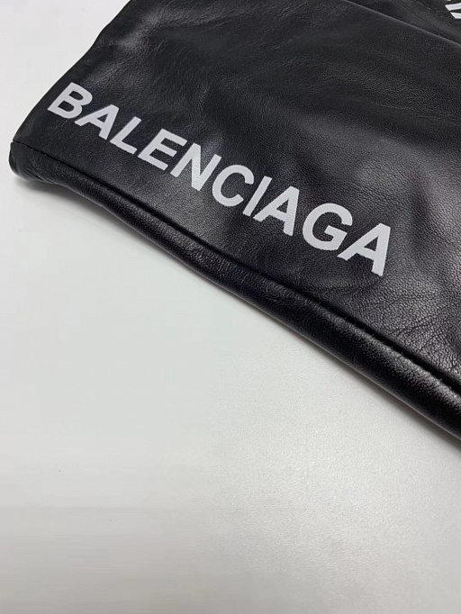 Перчатки Balenciaga