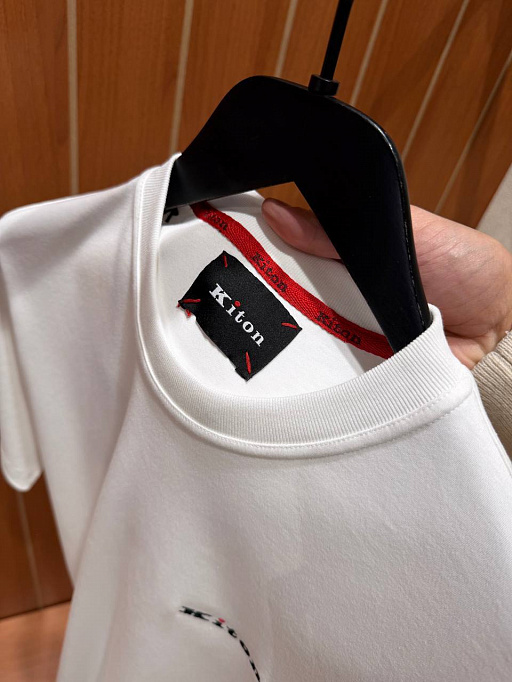Футболка Kiton