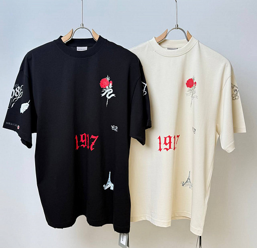 Футболка Balenciaga