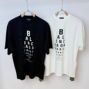 Футболка Balenciaga