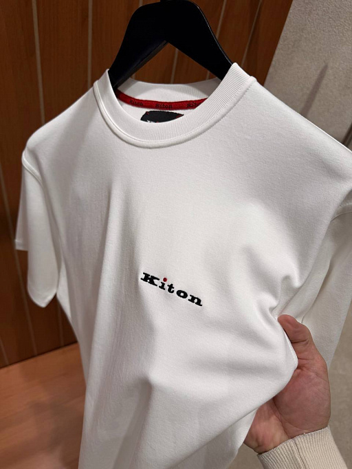 Футболка Kiton