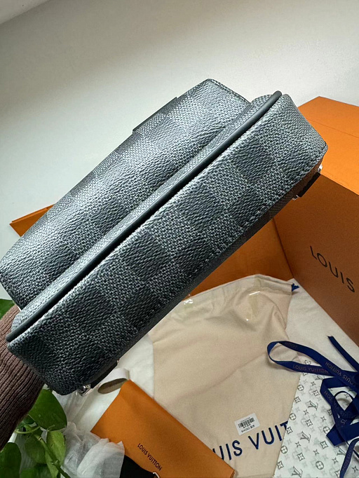 Сумка Louis Vuitton
