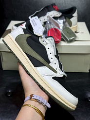 Кроссовки Nike Travis Scott