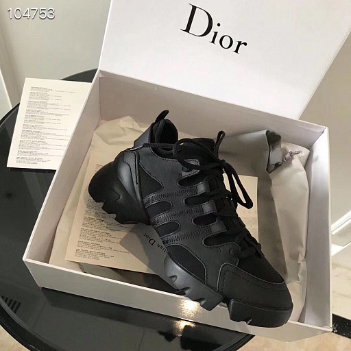 Кроссовки Dior